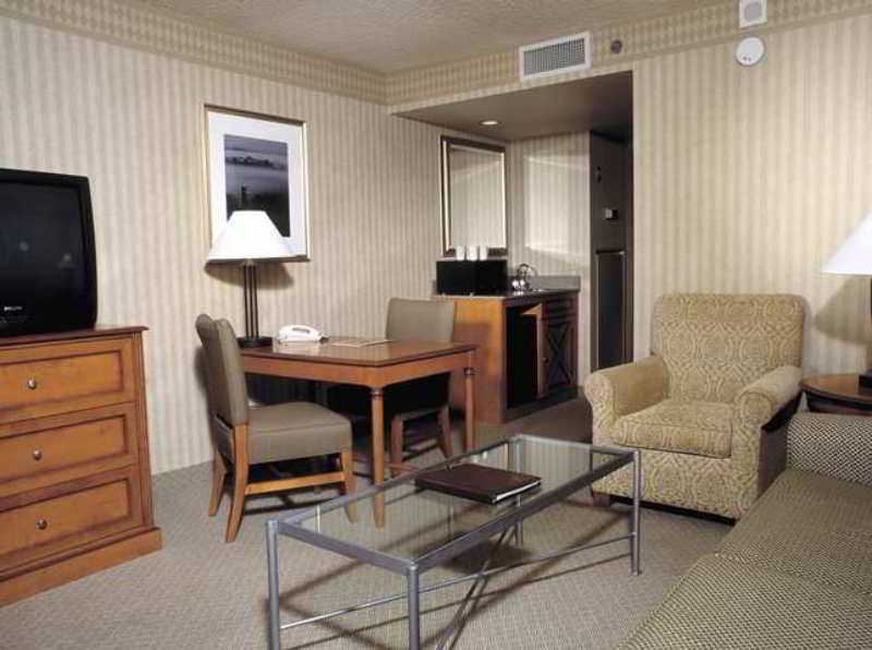 Embassy Suites Newark - Wilmington/South Rum bild